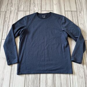 Arc’teryx crew neck sweater. EUC